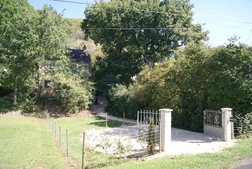 Maison Marianne Et Sa Piscine Dans Le Perigord Villa La Bachellerie Exterior photo